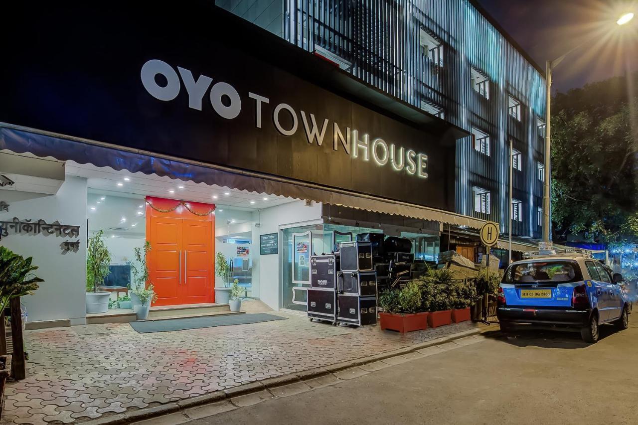 Vaccinated Staff- Oyo Townhouse 105 Khar West Station Ξενοδοχείο Βομβάη Εξωτερικό φωτογραφία